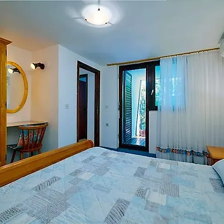 Hotel 1019 Banjole